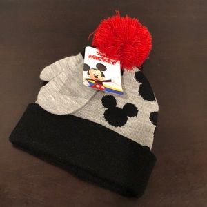 Mickey Mouse hat & glove set